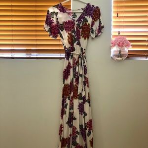 Beautiful Floral Maxi Dress